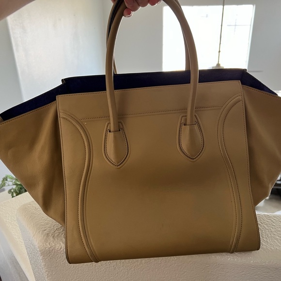 Celine Medium Luggage Phantom Handbag 👜🤎 - Picture 12 of 12